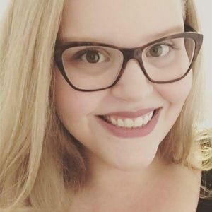 Meet your Posher, Macy